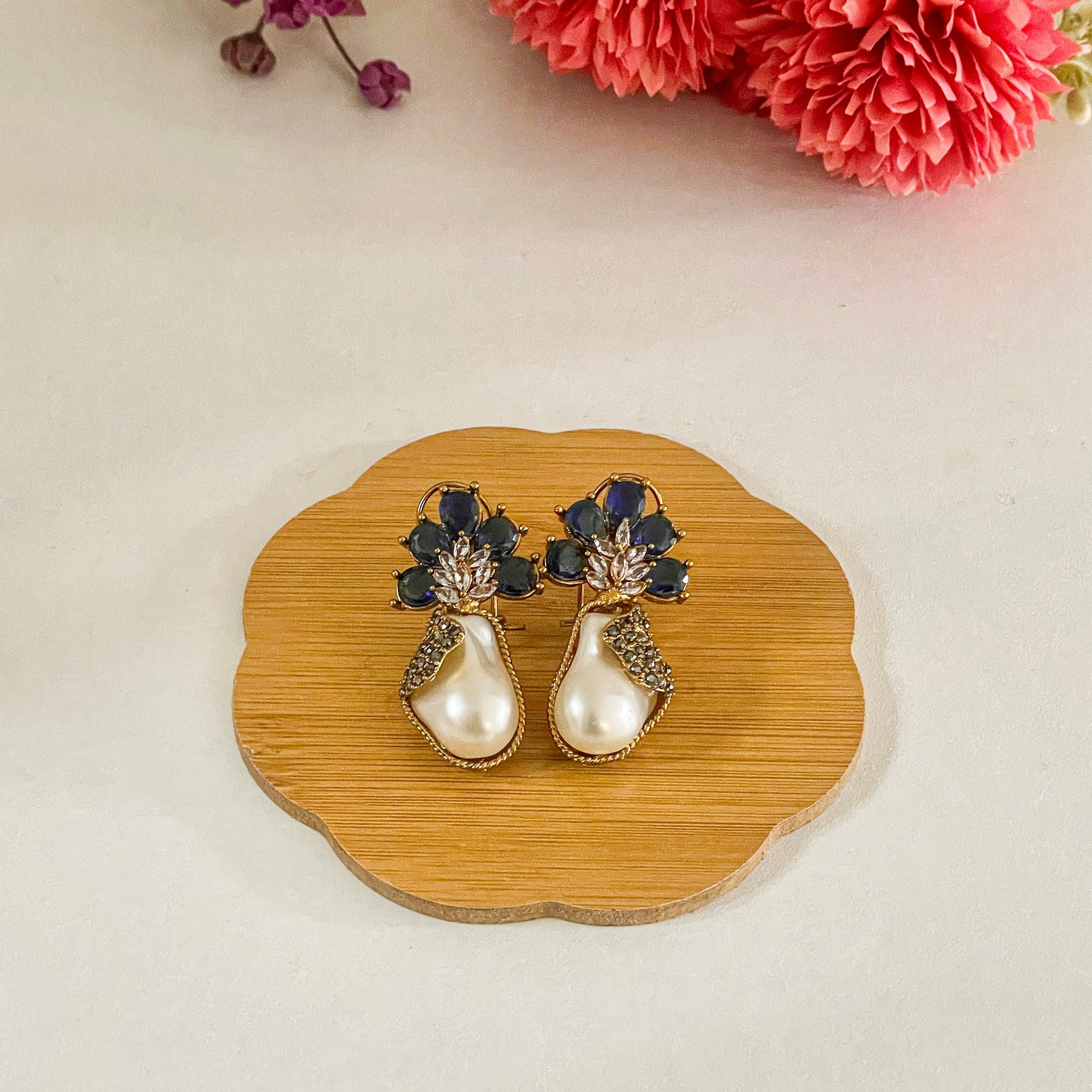 Duraiya Majesty Mother of Pearl Earrings - ER-71